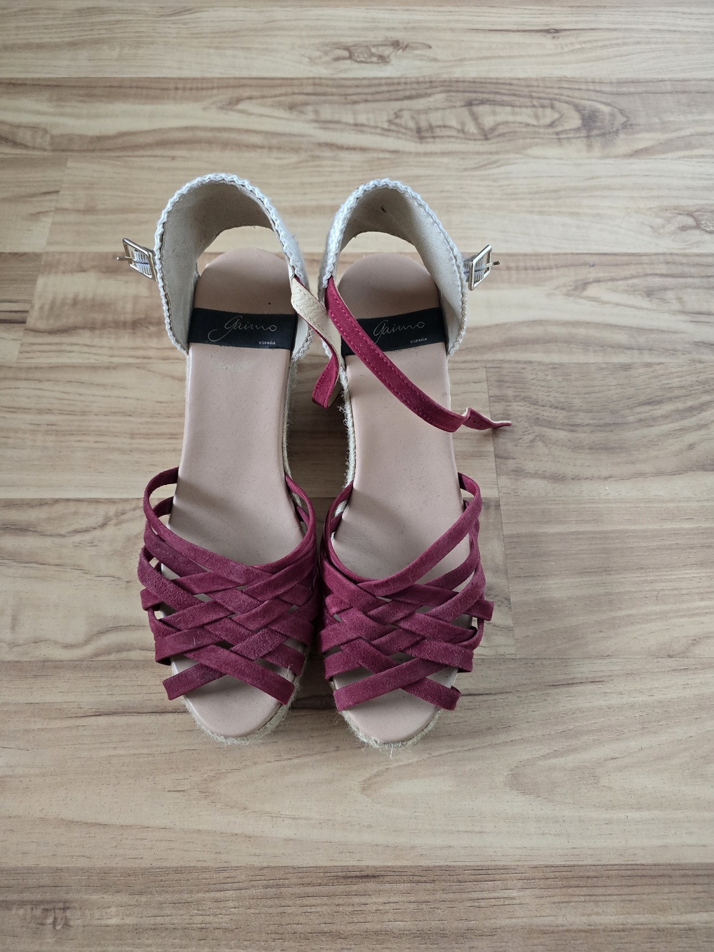 Women’s Strappy Espadrille Wedge Sandals - Burgundy